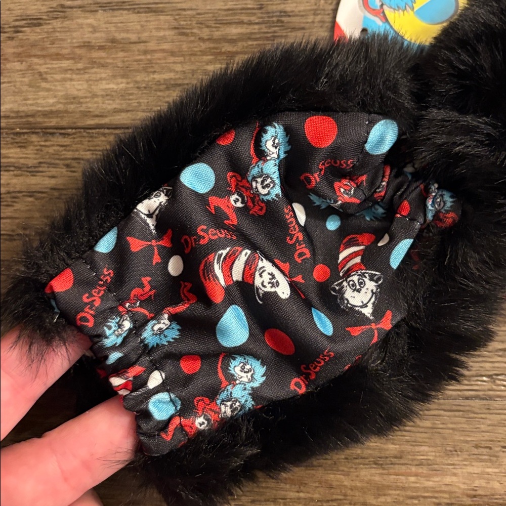 NWT [Elope] Dr. Seuss The Cat in the Hat Fingerless Faux Fur Glove Paws One Size - Picture 8 of 13
